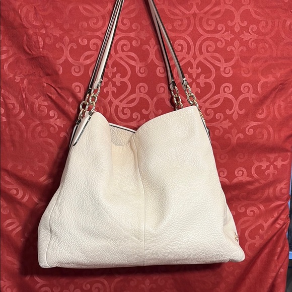 Coach Handbags - Coach Cream Leather Shoulder Bag